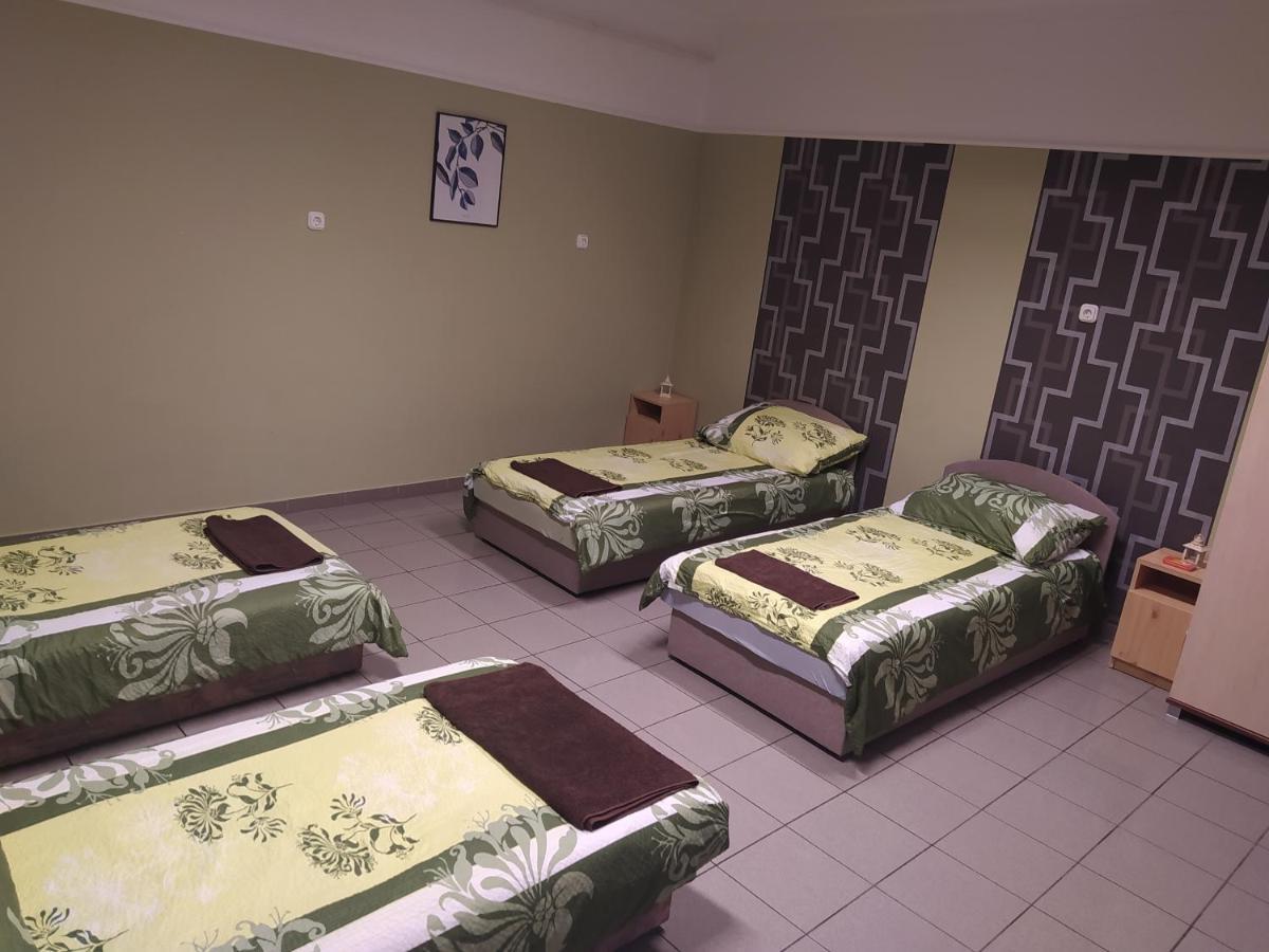 Pingpong Apartman 숄트버드케르트 외부 사진